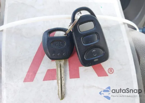 2010 Kia Sedona Lx z USA, uszkodzony, nr VIN KNDMG4C36A6354405